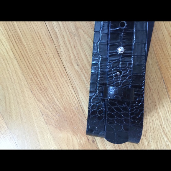 NWT Eliza B belt - Picture 3 of 8